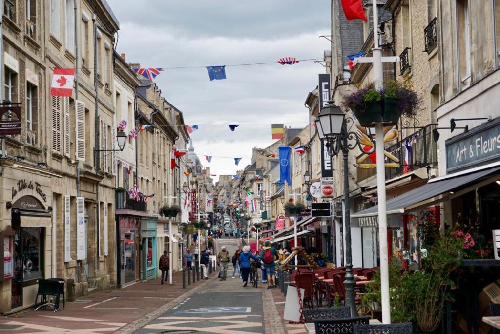 Le Bourg Bed and Breakfast Asnieres-en-Bessin Eksteriør billede
