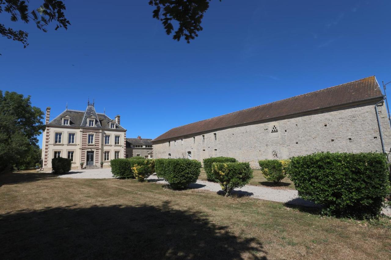Le Bourg Bed and Breakfast Asnieres-en-Bessin Eksteriør billede