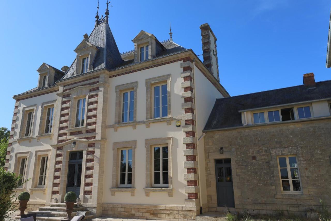 Le Bourg Bed and Breakfast Asnieres-en-Bessin Eksteriør billede