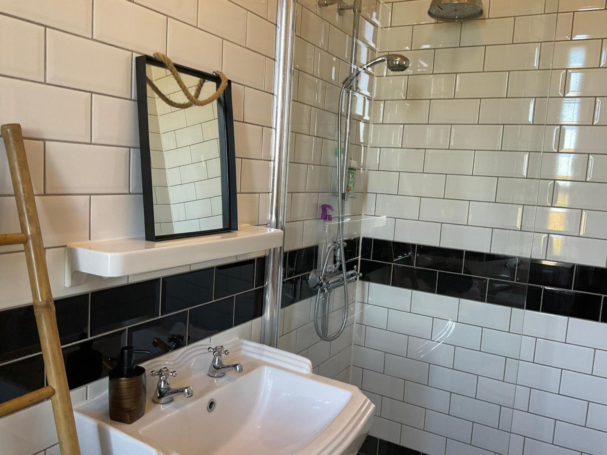 Le Bourg Bed and Breakfast Asnieres-en-Bessin Eksteriør billede