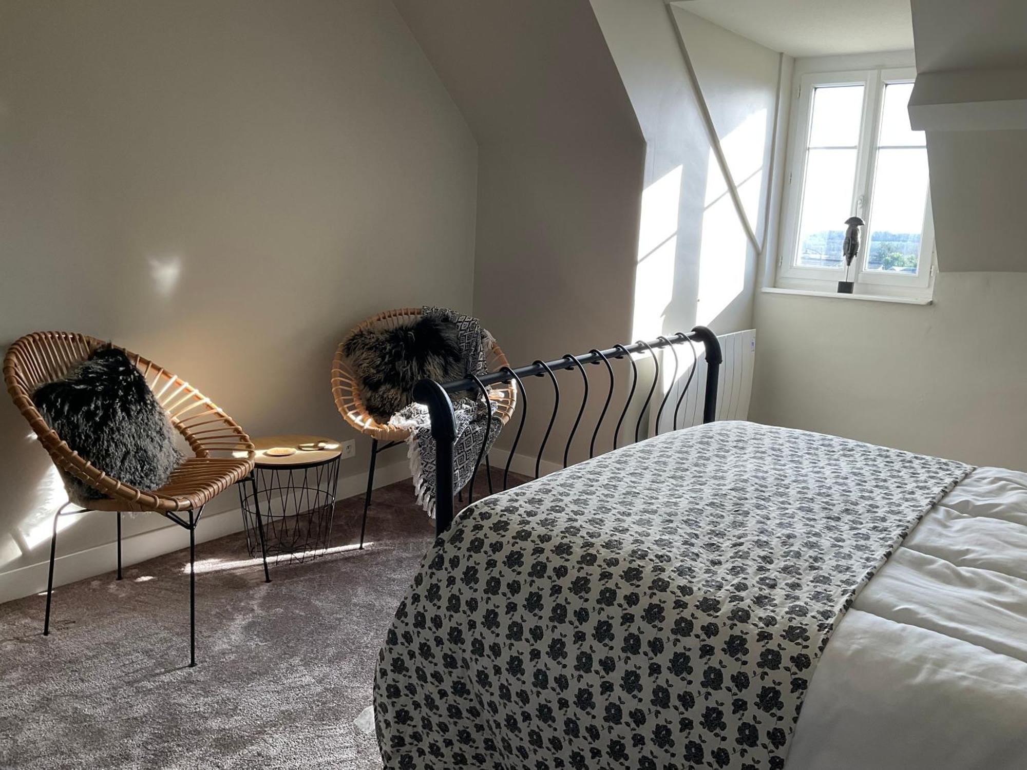 Le Bourg Bed and Breakfast Asnieres-en-Bessin Eksteriør billede